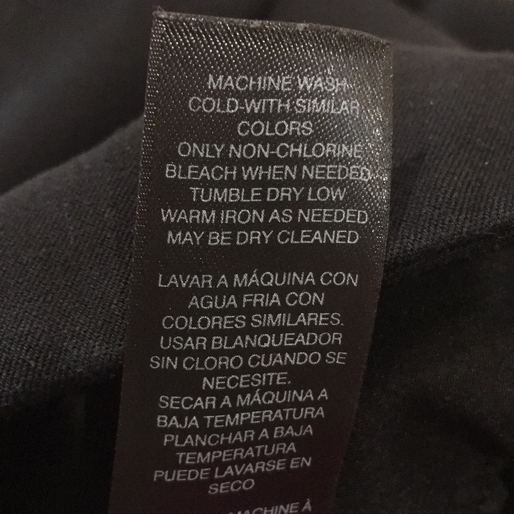 Classic WHBM black bermuda shorts - Picture 8 of 8